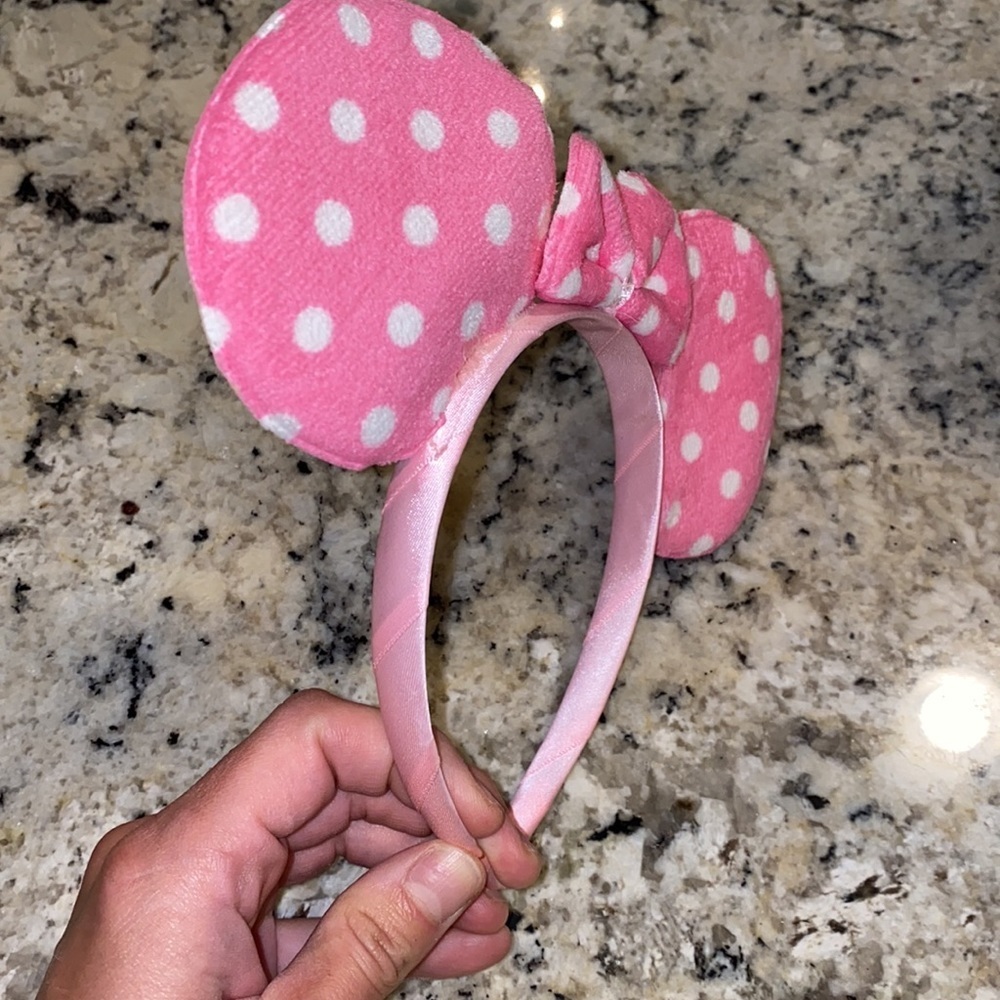 Disney pink polka dot Minnie Mouse ears headband​​ - Picture 4 of 4